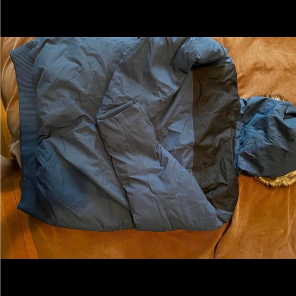 The North Face Gotham III jacket - Picture 3 of 3